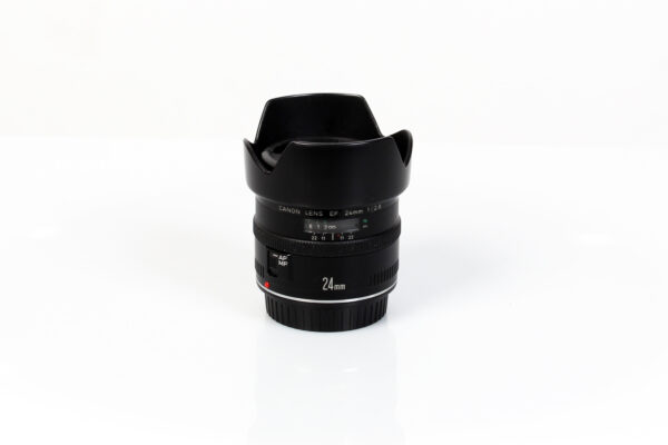 Canon EF 24mm f2.8