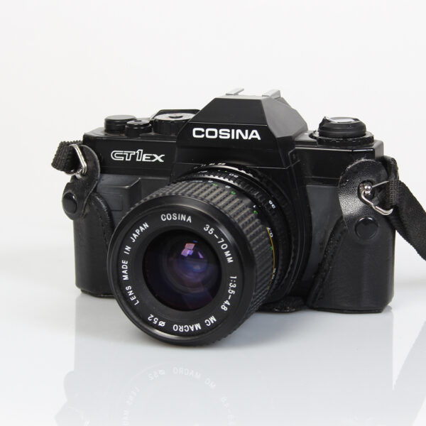 Cosina CT1 EX + 35- 70mm f/3.5-4.8