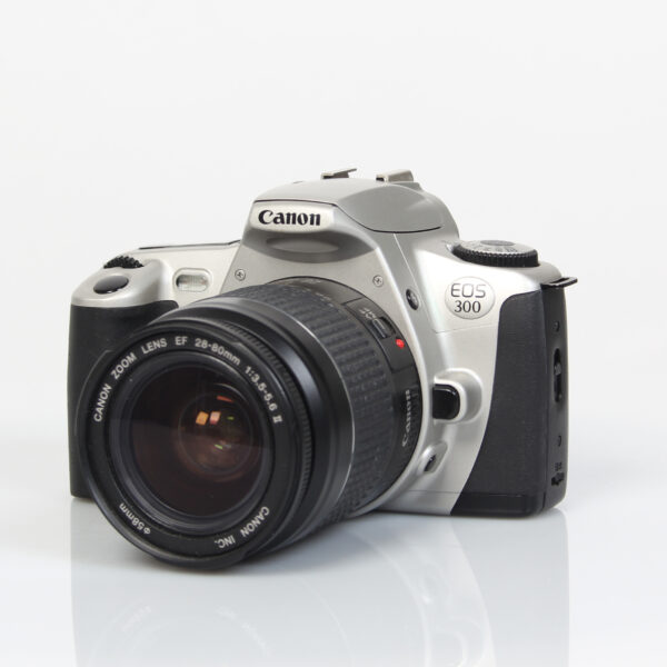 Canon EOS 300 (kino film) + 28-80mm f/3.5-5.6 II