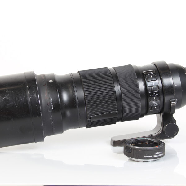 Sigma 120-300 f/2.8 DG SPORT ( Canon EF ) + Sigma Telejatke 1,4X   (MT)