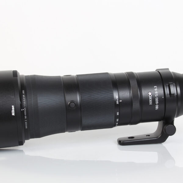 NIKKOR Z 180-600mm f/5.6-6.3 VR