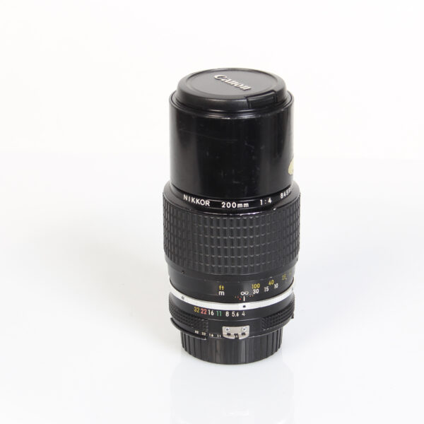 Nikkor 200mm f/4 AI