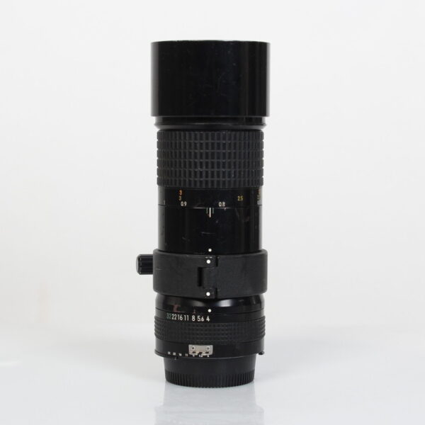 Nikon 200mm f4 Micro-Nikkor AI