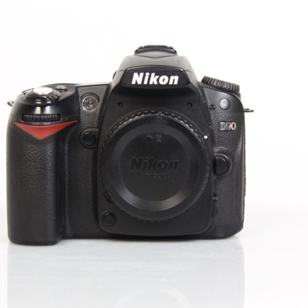Nikon D90