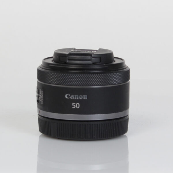 Canon RF 50mm f1.8 STM