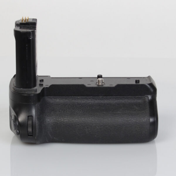 Nikon MB-N11 akkukahva (Z6II, Z7II käytetty)