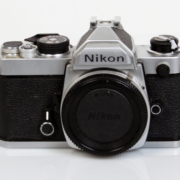 Nikon FM kinofilmirunko