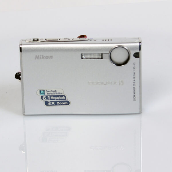 Nikon Coolpix S9