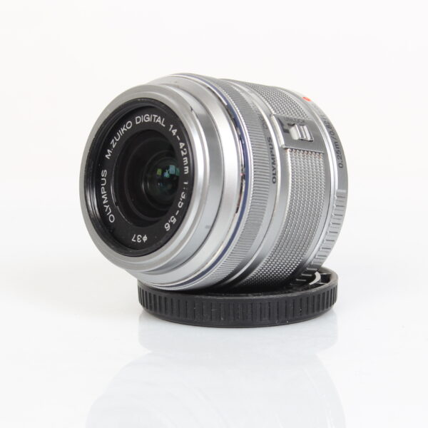 Olympus m.Zukio Digital 14-42mm f/3.5-5.6