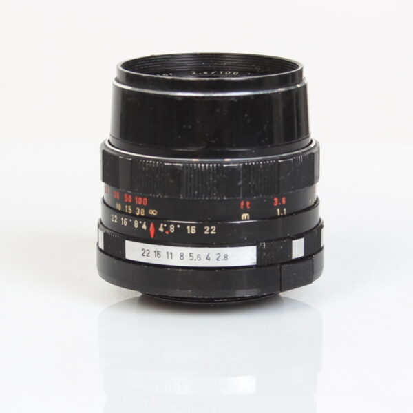 Meyer - optik Görlitz  (Orestol) 100mm f/2.8 (M42)